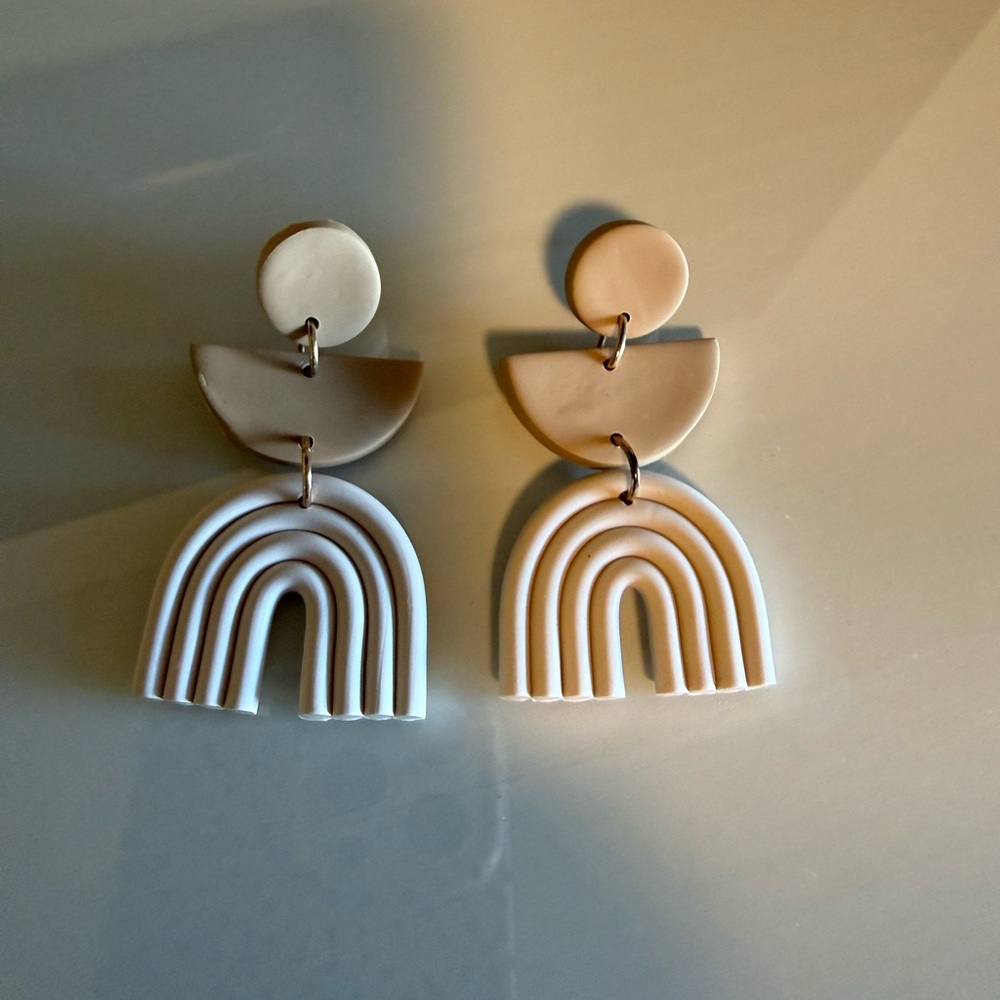 Geometric Beige and White Earrings